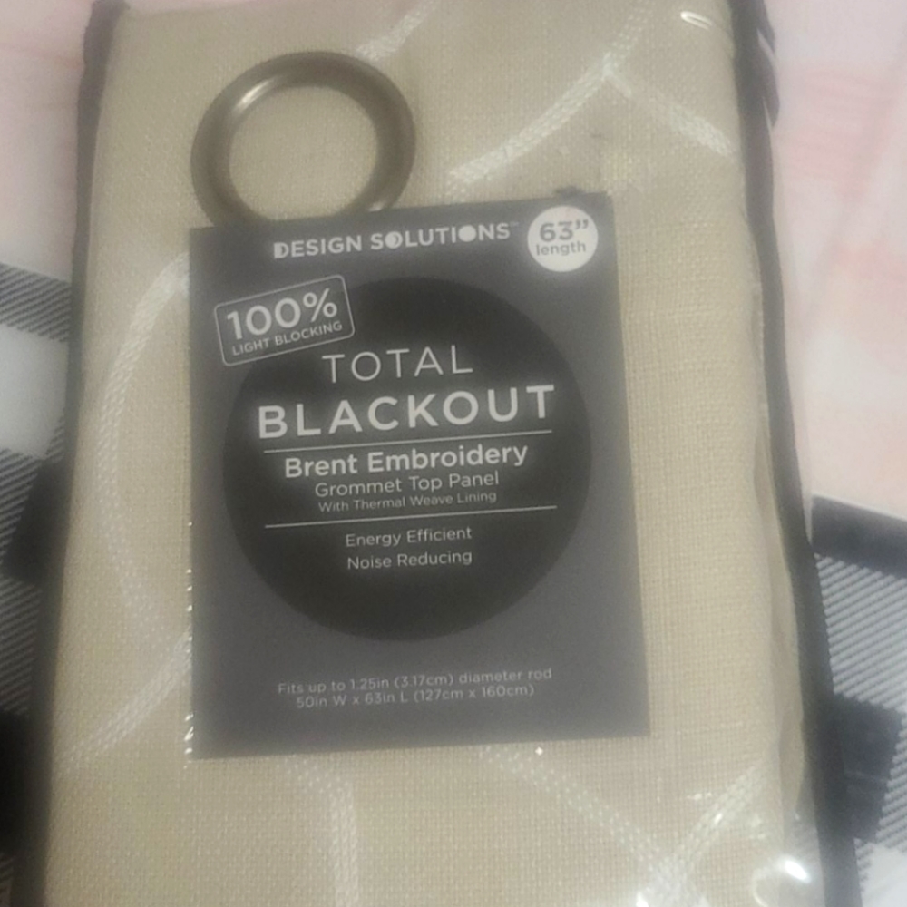 Total blackout beige narture